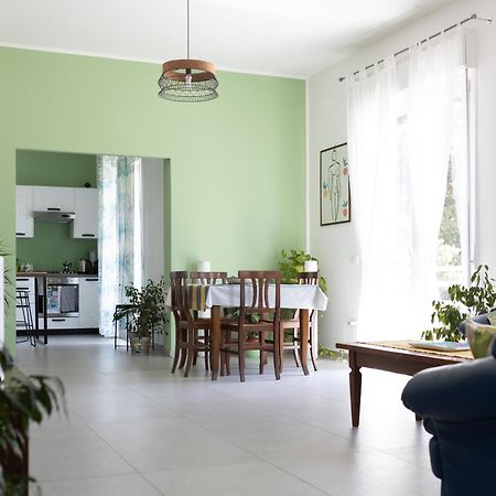 Апартаменты La Casa Verde Чинизи Экстерьер фото